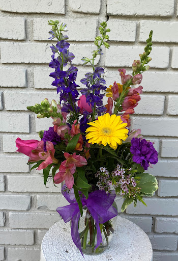 Florist «Doug Ruling Flower Shop», reviews and photos, 599 N Norcross Tucker Rd, Norcross, GA 30071, USA