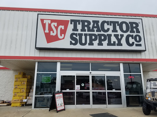 Home Improvement Store «Tractor Supply Co.», reviews and photos, 677 W Church St, Lexington, TN 38351, USA