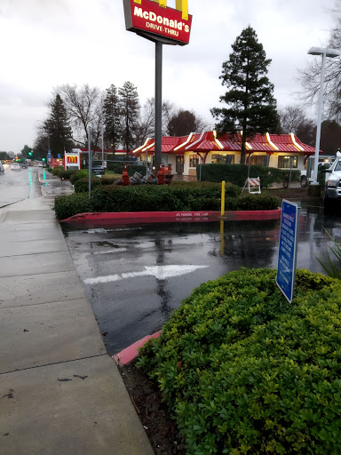 Honda Dealer «University Honda», reviews and photos, 4343 Chiles Rd, Davis, CA 95618, USA