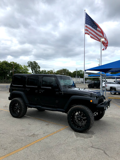 Used Car Dealer «Chuck Nash Pre-Owned of Seguin», reviews and photos, 838 W Court St, Seguin, TX 78155, USA