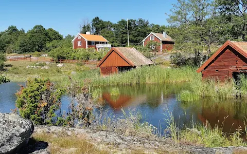 Rågö Skärgårdsby och Naturreservat image