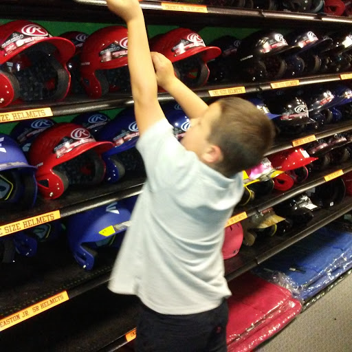 Sporting Goods Store «Play It Again Sports Springfield», reviews and photos, 1300 E Battlefield Rd, Springfield, MO 65804, USA