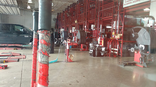 Tire Shop «Discount Tire Store - Beaverton, OR», reviews and photos, 18643 NW Eider Ct, Beaverton, OR 97006, USA