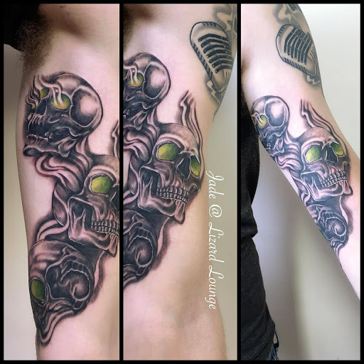 Tattoo Shop «The Lizard Lounge Tattoo Kissimmee», reviews and photos, 4519 S Orange Blossom Trail, Kissimmee, FL 34746, USA