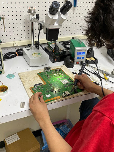 Mobile Phone Repair Shop «CPR Cell Phone Repair Dallas Uptown», reviews and photos, 2806 N Fitzhugh Ave, Dallas, TX 75204, USA