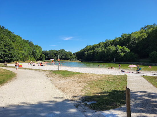Blasimon Beach