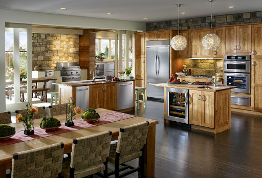 Universal Appliance and Kitchen Center image