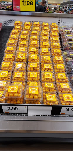 Supermarket «Super Stop & Shop», reviews and photos, 40 Furlong Dr, Revere, MA 02151, USA