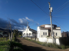 Iglesia El Rocío, Surampalti