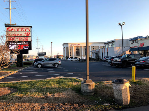 Shoe Store «New Balance», reviews and photos, 18798 Coastal Hwy # 1, Rehoboth Beach, DE 19971, USA