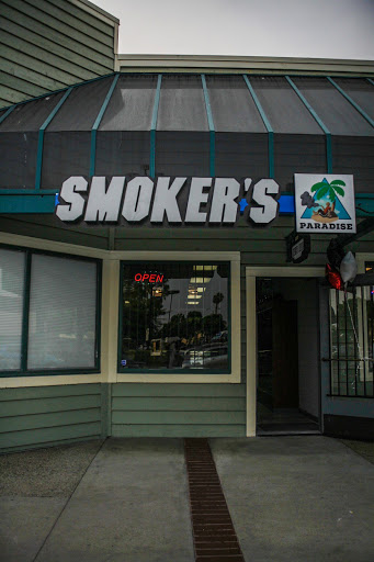 Smoker's Paradise
