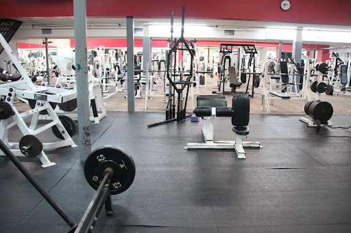 Gym «World Gym», reviews and photos, 1141 NE Vivion Rd, Kansas City, MO 64118, USA