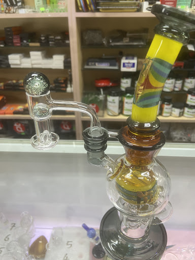 Tobacco Shop «Fontana Smoke Shop», reviews and photos, 9810 Sierra Ave A2, Fontana, CA 92335, USA