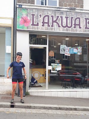 L'Akwa Bar à Mortain-Bocage