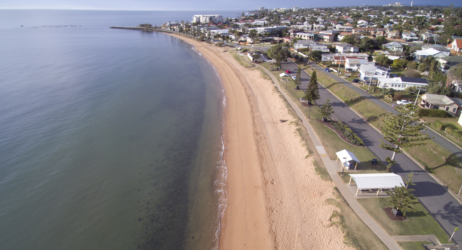 Queens Beach North'in fotoğrafı - tatil için iyi evcil hayvan dostu nokta