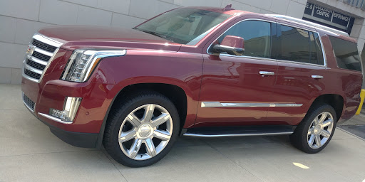 Cadillac Dealer «Crestmont Cadillac», reviews and photos, 26000 Chagrin Blvd, Beachwood, OH 44122, USA