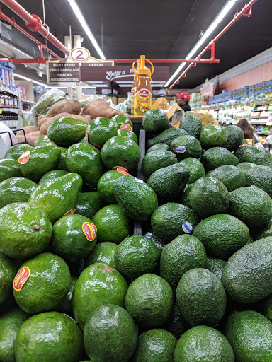 Grocery Store «C-Town Supermarkets», reviews and photos, 560 W 125th St, New York, NY 10027, USA