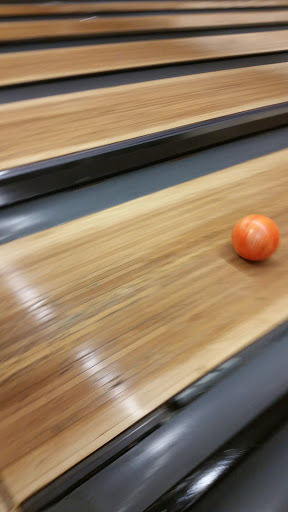 Bowling Alley «Striker Lanes Inc», reviews and photos, 6728 16th St, Berwyn, IL 60402, USA