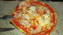 Pizza du Pizzeria La braise à Lussac-les-Châteaux - n°15