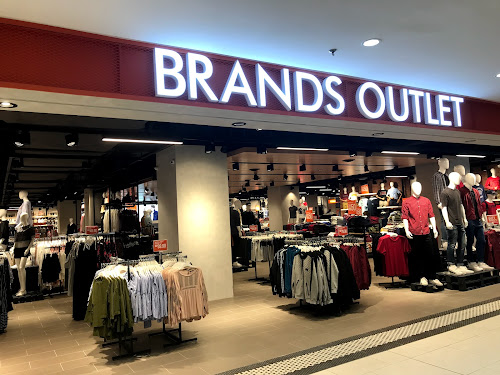 Brand outlet