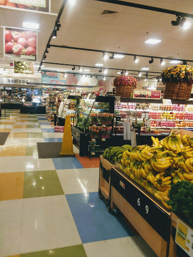 Supermarket «The Fresh Grocer of Upper Darby», reviews and photos, 421 S 69th St, Upper Darby, PA 19082, USA