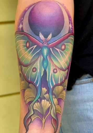 Find lion hand tattoo ideas for men for your next unique tattoo in Baton Rouge at Feral Studio