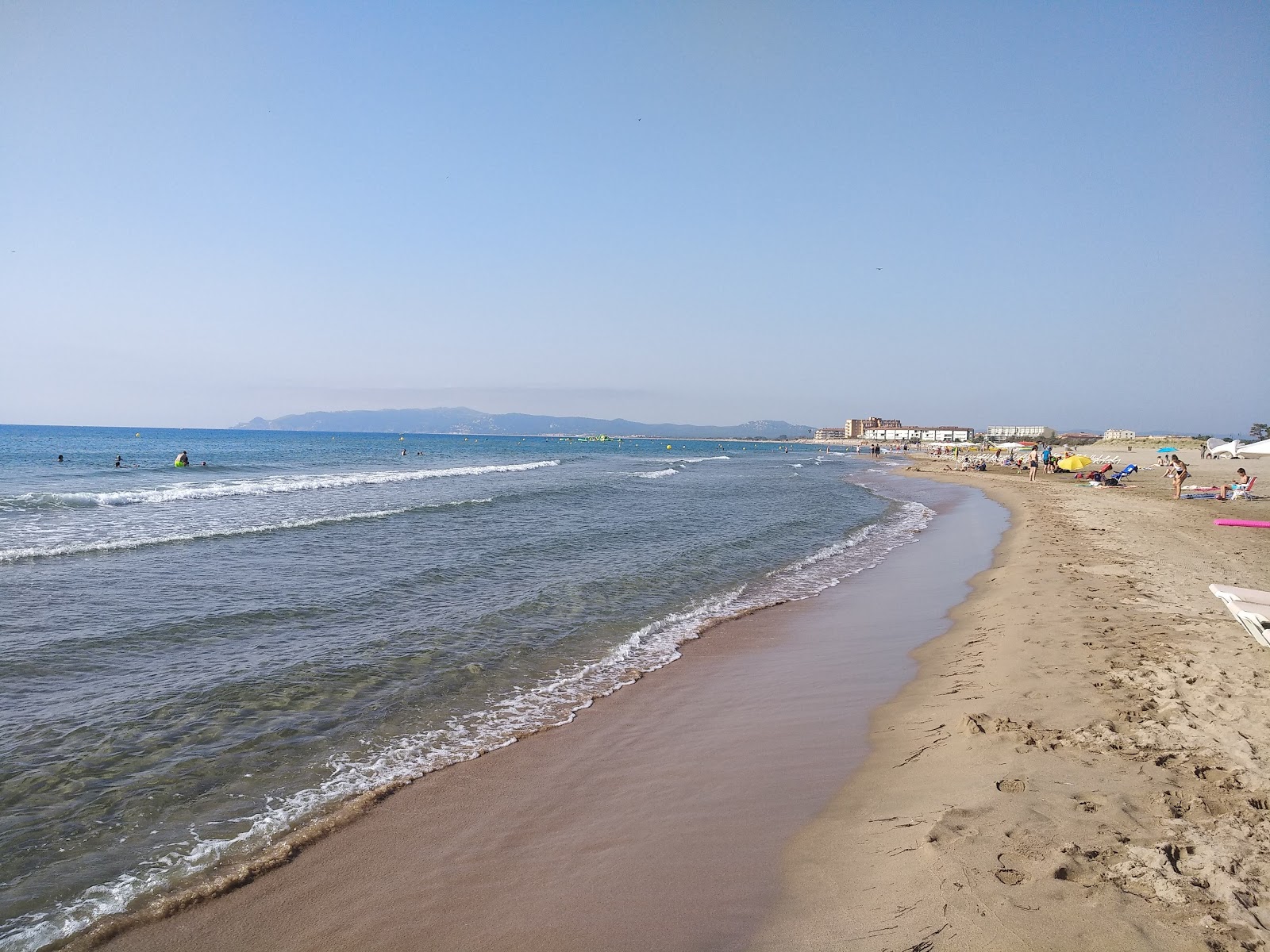 Foto von L'Estartit Strand mit geräumiger strand