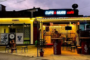 CUPS & MUGS café image
