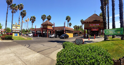 Car Wash «7 Flags Full Service Car Wash, Detail, & Express Lube», reviews and photos, 2270 N Texas St, Fairfield, CA 94533, USA