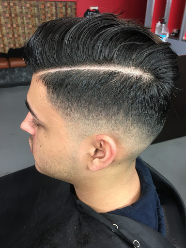 Barber Shop «Shave & Blade Barber Shop», reviews and photos, 9824 West Northern Avenue, #200, Peoria, AZ 85345, USA