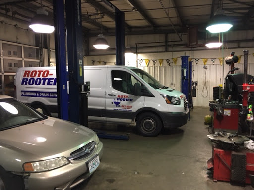 Tire Shop «JBC Tire Complete Auto Care», reviews and photos, 1019 E Republic Rd, Springfield, MO 65807, USA