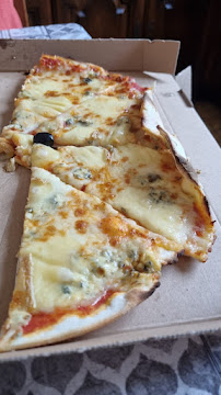 Plats et boissons du Pizzeria Tip Top Pizza à Belleu - n°1
