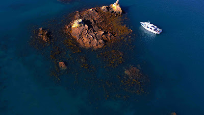 SUR MER Bréhat à Ploubazlanec