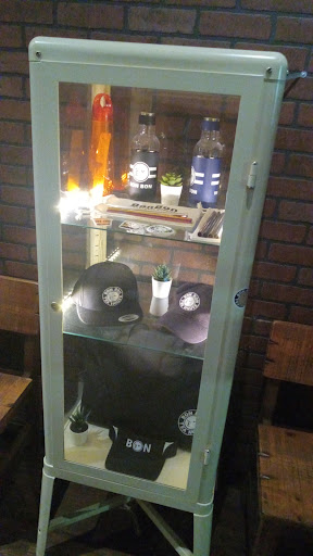 Bon Bon Tea House image
