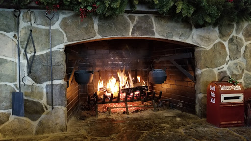 American Restaurant «Cracker Barrel Old Country Store», reviews and photos, 825 Marketplace Blvd, Hamilton Township, NJ 08691, USA