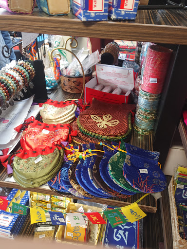 Gift Shop «Tibetan Himalayan Gift Shop», reviews and photos, 746 E Chatham St b, Cary, NC 27511, USA