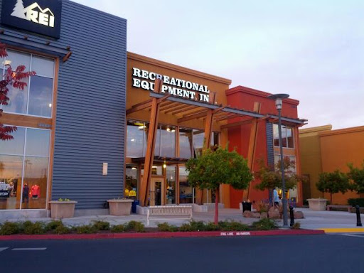 Camping Store «REI», reviews and photos, 2450 Charleston Rd, Mountain View, CA 94043, USA