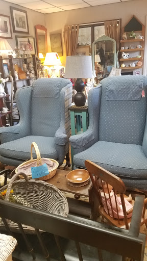 Antique Store «Antiques & Rusty Relics», reviews and photos, 3570 Fancher Rd, Holley, NY 14470, USA