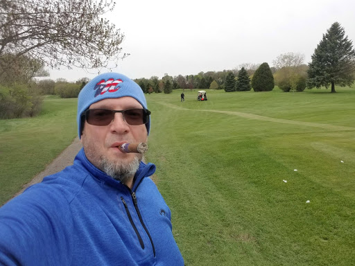 Golf Course «Country Club Estates Golf Course», reviews and photos, 365 E Pottawatomi Dr, Fontana-On-Geneva Lake, WI 53125, USA