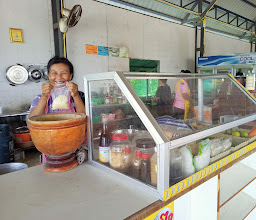 Vegetarian Food, Ratmanoo Road, Phitanulok photo