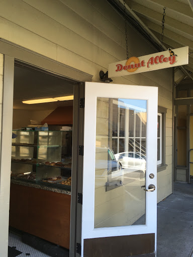 Donut Shop «Donut Alley», reviews and photos, 471 Magnolia Ave, Larkspur, CA 94939, USA