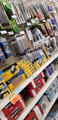 Hardware Store «Harbor Freight Tools», reviews and photos, 1704 E Belt Line Rd, Richardson, TX 75081, USA