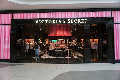 Victoria,s Secret & PINK by Victoria,s Secret - 21540 Hawthorne Blvd #453, Torrance, CA 90503