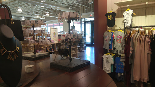 Fashion Accessories Store «Charming Charlie», reviews and photos, 516 W Silver Spring Dr, Glendale, WI 53217, USA