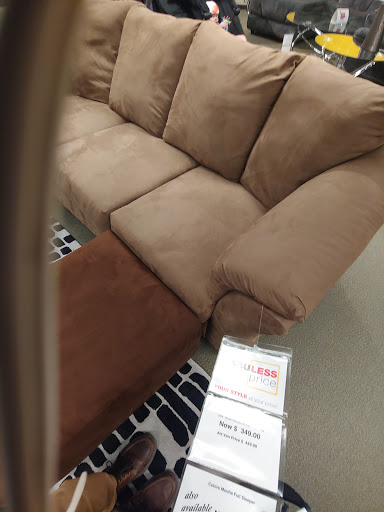 Furniture Store «Art Van Furniture - Ann Arbor», reviews and photos, 425 E Eisenhower Pkwy, Ann Arbor, MI 48108, USA