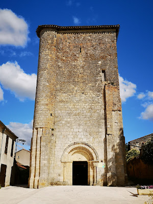Église Sainte-Marie d'Aubiac à Aubiac