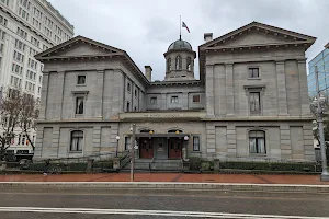 Pioneer Courthouse image