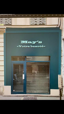 May's "Votre beauté" à Paris