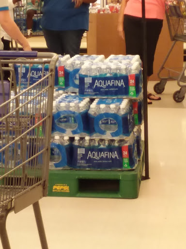 Grocery Store «Food Lion», reviews and photos, 1202 W Broad St, Elizabethtown, NC 28337, USA