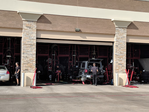 Tire Shop «Discount Tire Store - Roanoke, TX», reviews and photos, 1330 US-377, Roanoke, TX 76262, USA